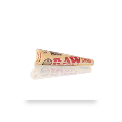 RAW Classic 1¼ Cones - 6 Pack retail product pack on white background